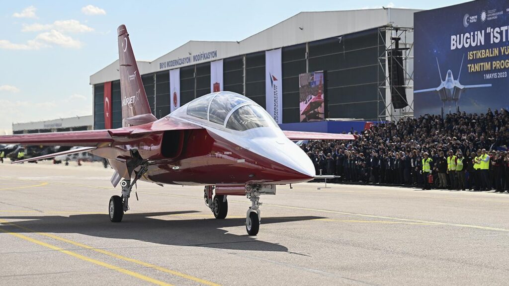 TUSAŞ Hürjet Jet Eğitim ve Yakın Hava Desteği Uçağı 1 hurjet savas